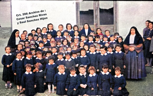 Niñas del colegio de monjas (1957)