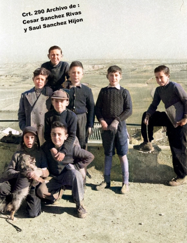 Grupo de amigos, y un perro (1958)