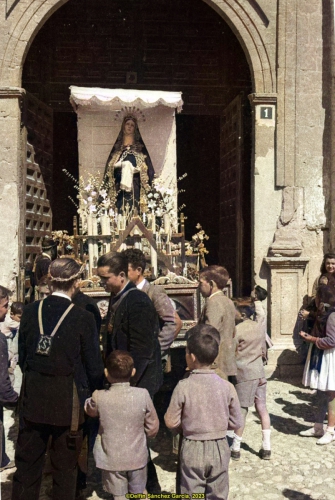 Procesión (2)  (1957)