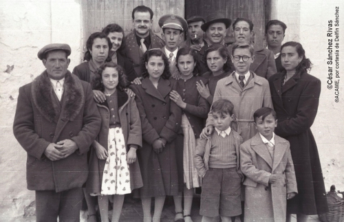 1954-Guillermo-Guille-Chelo-Mari-Felix-Jose-Luis-Tomasa-y-unos-familiares-de-Madrid