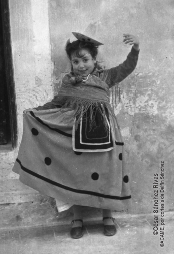 1954-Nina-en-Carnaval