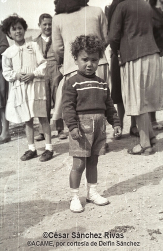 1954-Nino-de-pelo-rizado